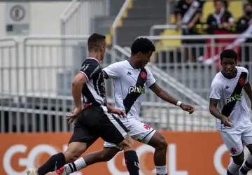 Melhor ataque, Vasco goleia novamente e avança na Copa São Paulo