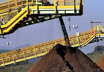 Usiminas retoma operações de mineração de ferro
