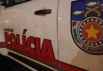 Homem tenta assaltar lanchonete, é baleado por cliente e vai a pé até hospital em Arapiraca