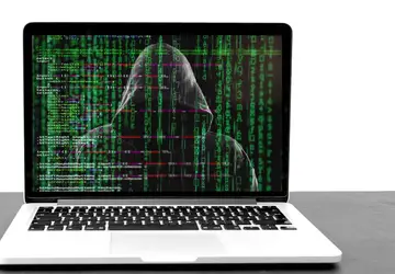 FT: Ricos e famosos buscam proteção para perseguição cibernética
