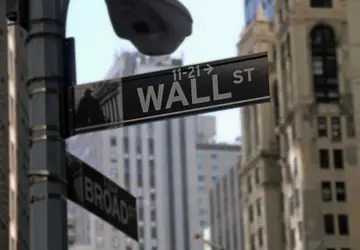 Crise do WhatsApp cresce em Wall Street e põe fundos na mira da SEC