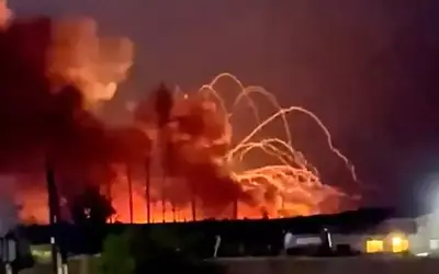 Armazém russo de munições é atingido por incêndio em região próxima à Ucrânia