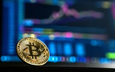 Bitcoin recupera os US$ 20 mil e mercado cripto volta a US$ 1 tri apoiado em bolsas dos EUA
