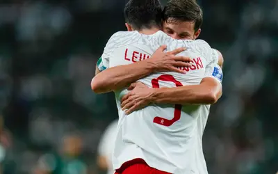 Polônia vence Arábia Saudita por 2 a 0 e Lewandowski marca o primeiro gol em Copa