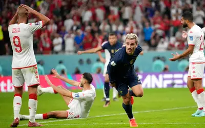Tunísia vence a França, mas não se classifica para as oitavas de final da Copa