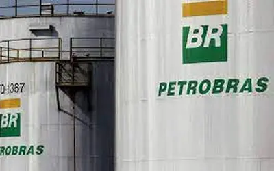 Acionistas da Petrobras aprovam mudança de estatuto que facilita indicações políticas